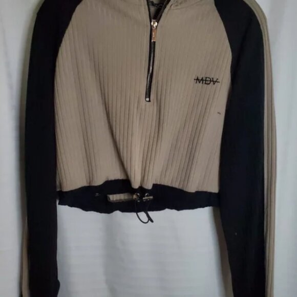 TWO PIECE JOGGERS SET - Picture 4 of 7